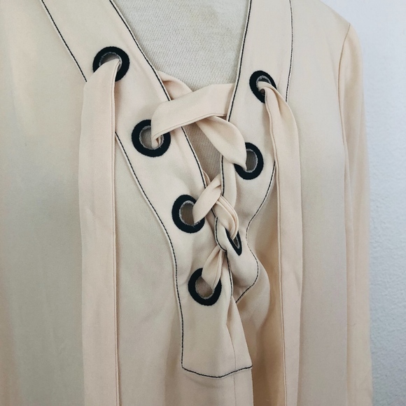 [BCBG] Cream Tonya Lace-Up Tunic Dress - Picture 5 of 8